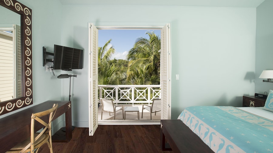 Coral Sands Hotel