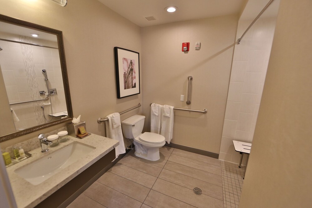 DoubleTree by Hilton Atlanta - Alpharetta in Atlanta | Best Rates ...