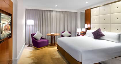 Amora Hotel Jamison Sydney