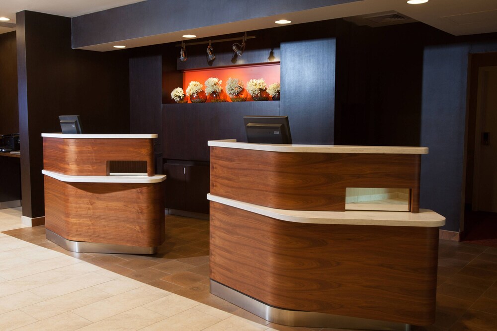 Courtyard by Marriott Burlington Williston