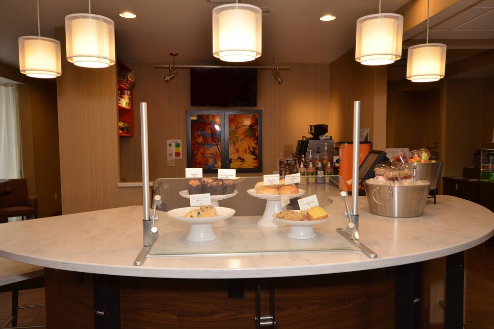 Courtyard by Marriott Burlington Williston