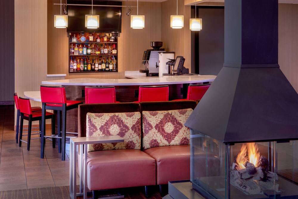 Courtyard by Marriott Burlington Williston