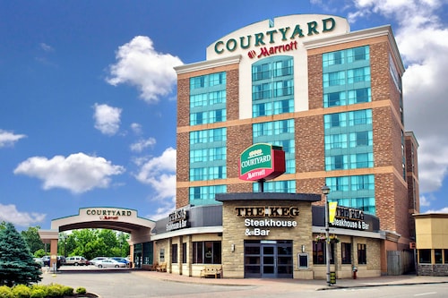 Niagara Falls Hotels >> 83 Niagara Falls Hotels With A Jacuzzi Or Hot Tub In Room Travelocity Niagara Falls Hotels >> 83 Niagara Falls Hotels With A Jacuzzi Or Hot Tub In Room Travelocity