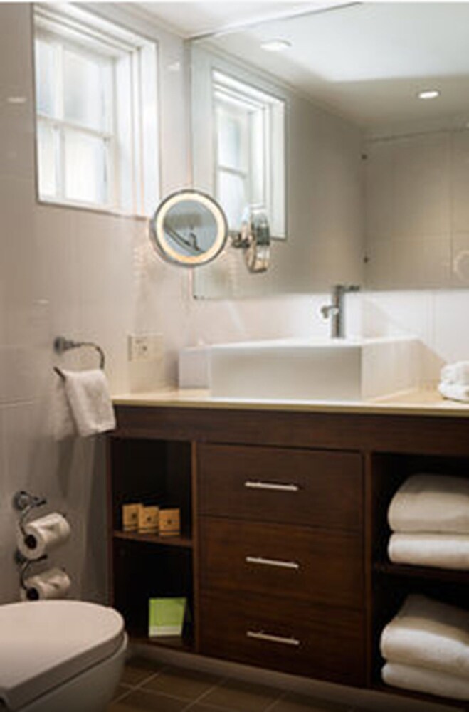 Crowne Plaza Hawkesbury Valley