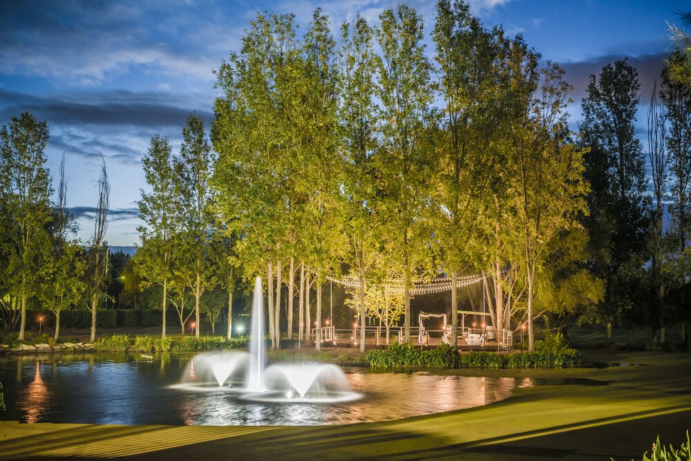 Crowne Plaza Hawkesbury Valley
