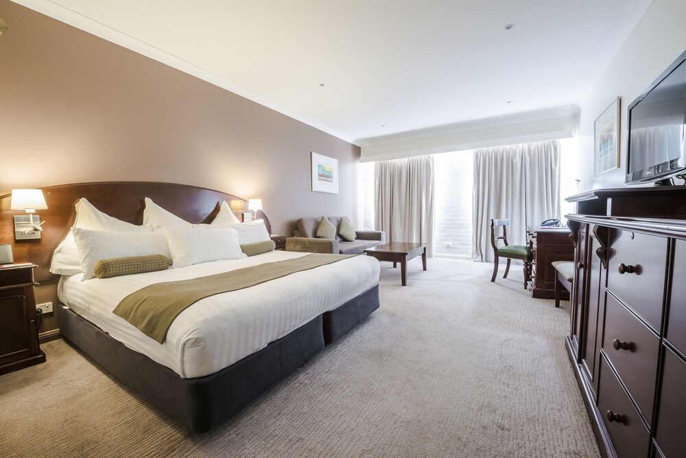 Crowne Plaza Hawkesbury Valley