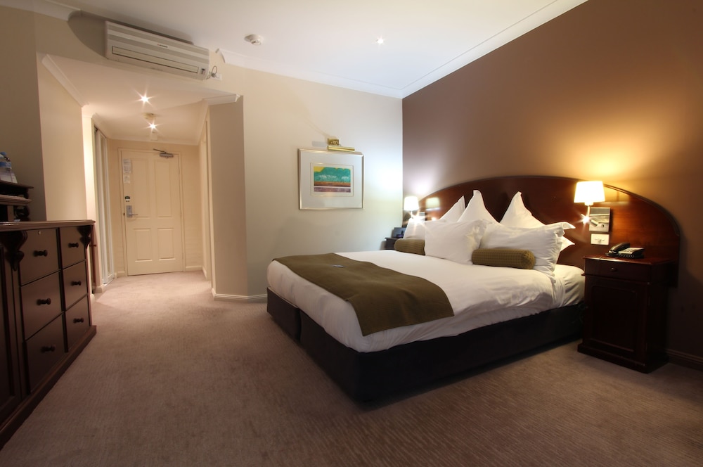Crowne Plaza Hawkesbury Valley