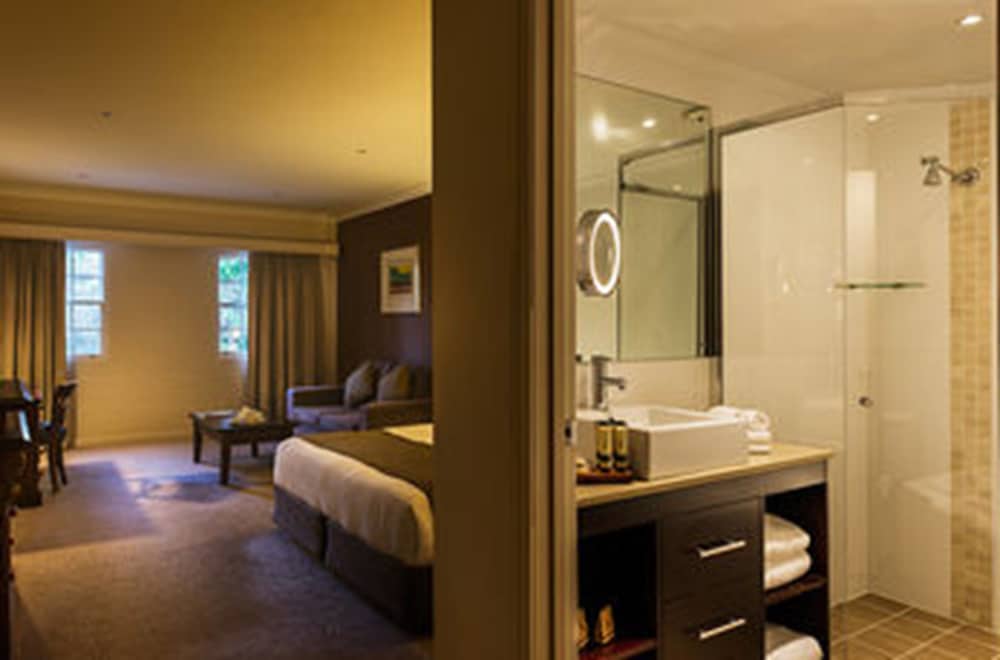 Crowne Plaza Hawkesbury Valley
