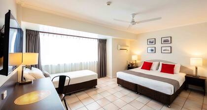 Hides Hotel Cairns