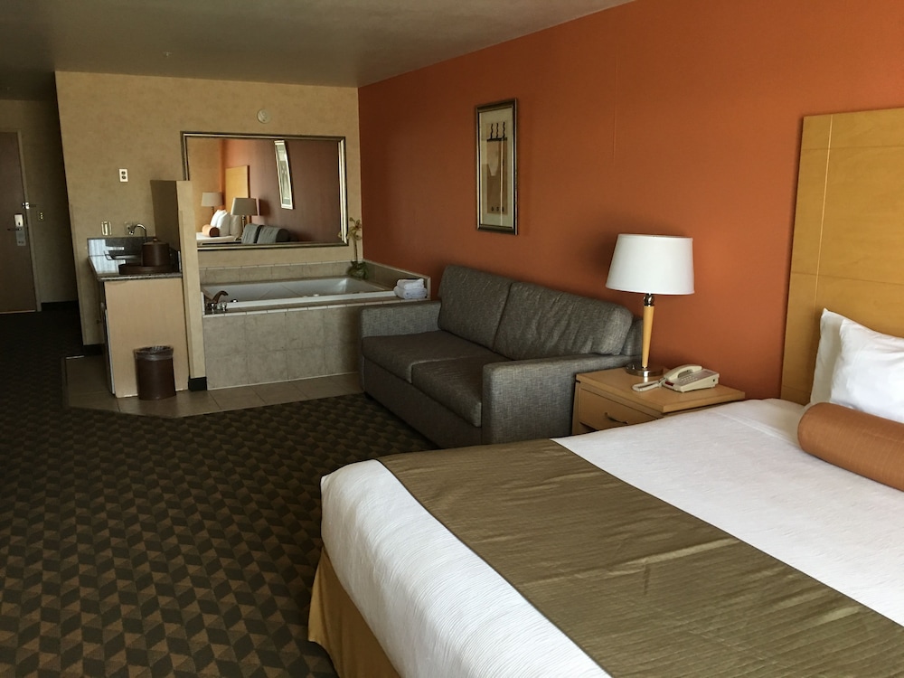 Best Western Plus North Las Vegas Inn & Suites