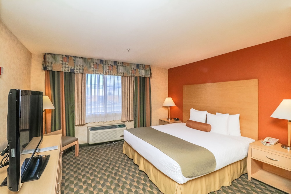 Best Western Plus North Las Vegas Inn & Suites