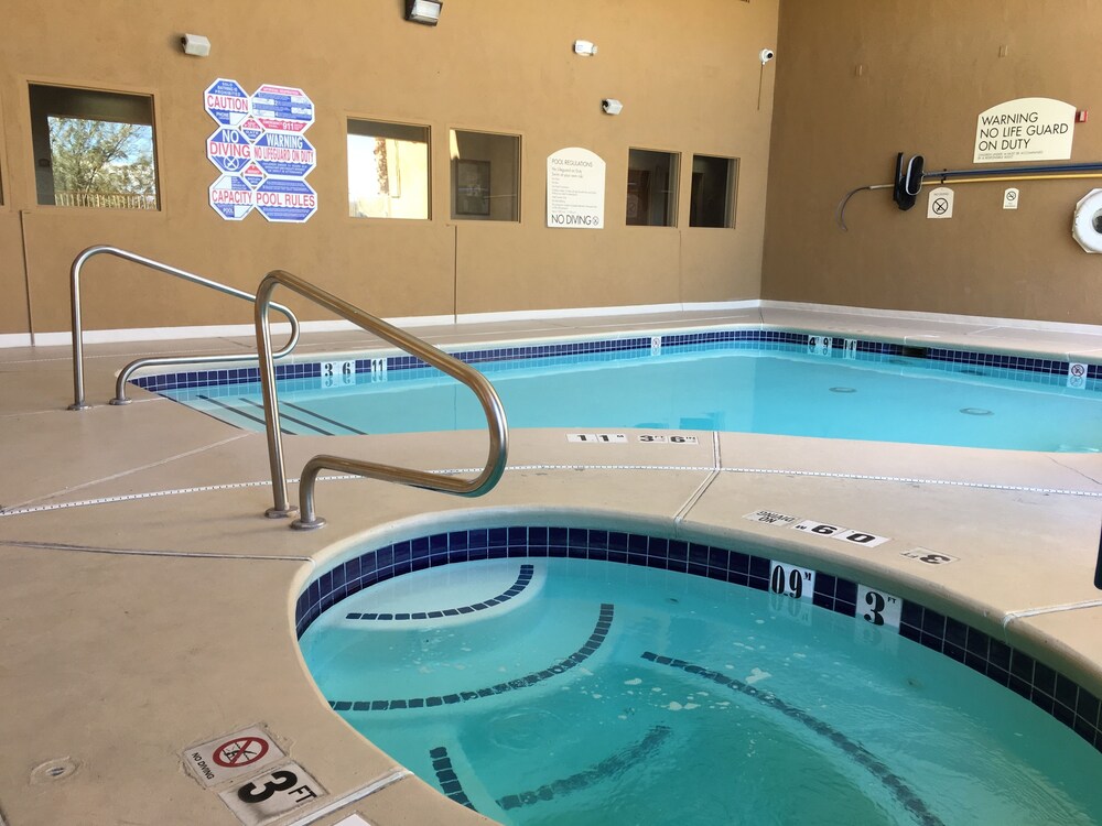 Best Western Plus North Las Vegas Inn & Suites