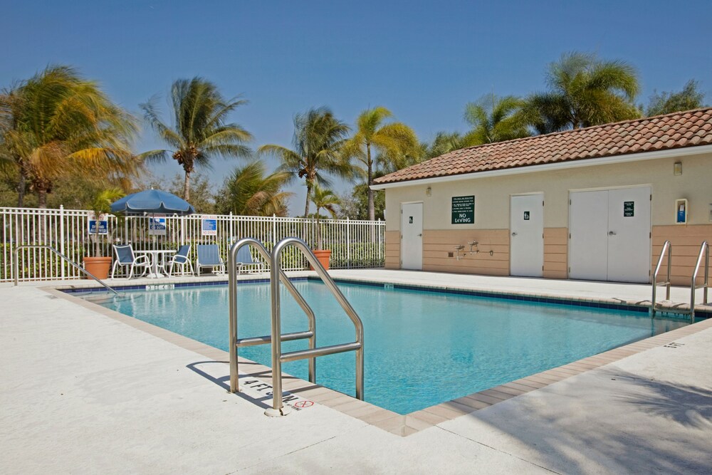 Extended Stay America Suites Fort Lauderdale Plantation