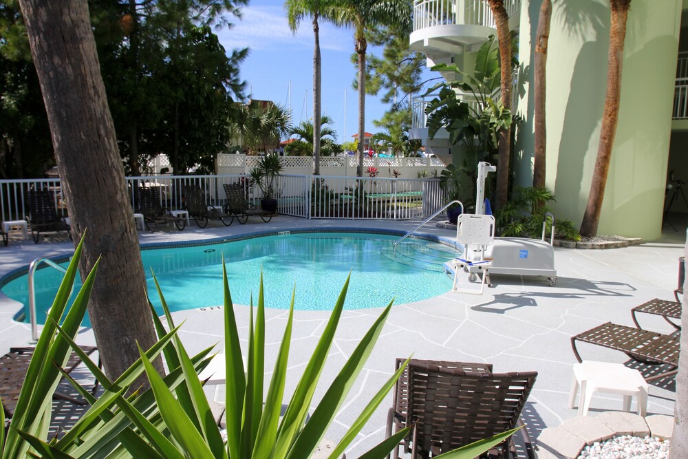 chart house suites on clearwater bay 2018 room prices chart house clearwater beach reviews