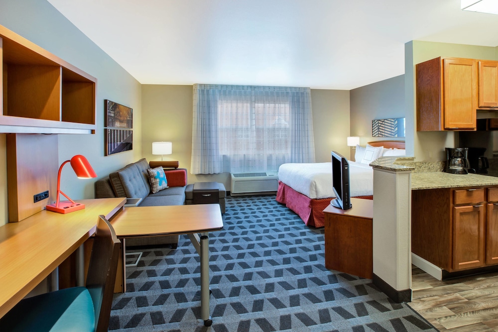 Towneplace Suites By Marriott Detroit Livonia