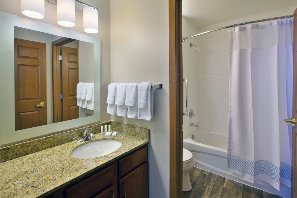 Towneplace Suites By Marriott Detroit Livonia