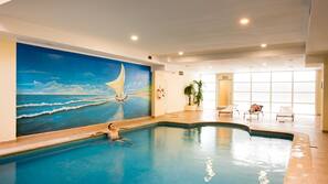 Piscine couverte, piscine extérieure