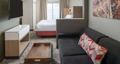 Sonesta Select Nashville Airport Suites