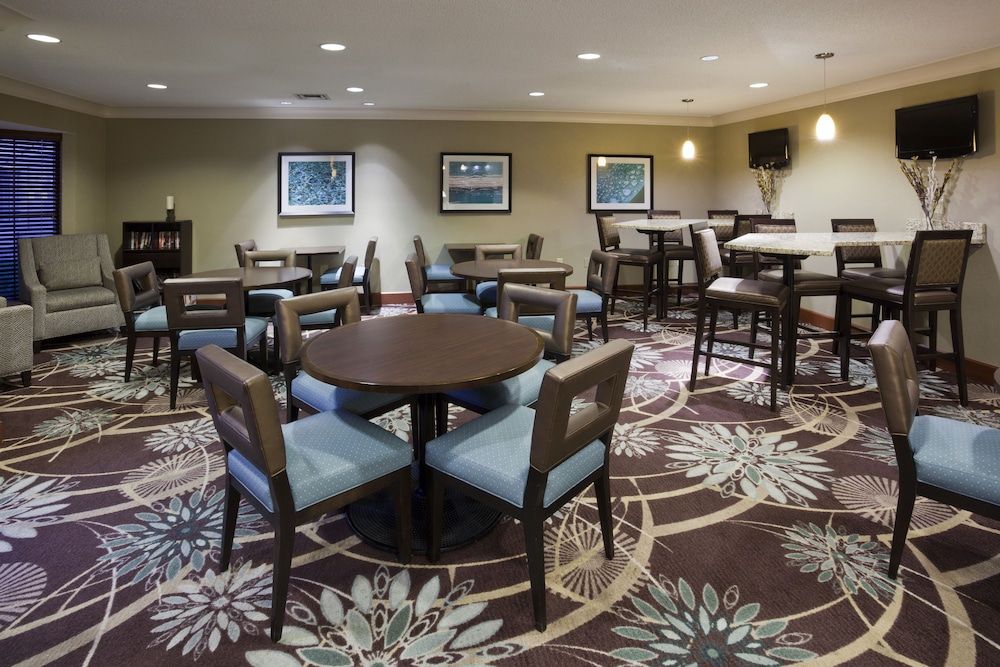 Staybridge Suites Eagan Airport South - Mall Area, an IHG Hotel