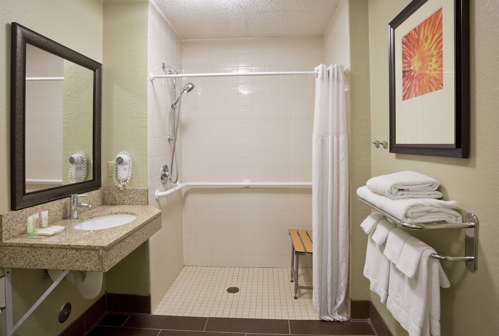 Staybridge Suites Eagan Airport South - Mall Area, an IHG Hotel