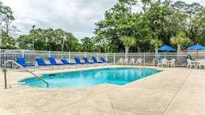Seasonal outdoor pool