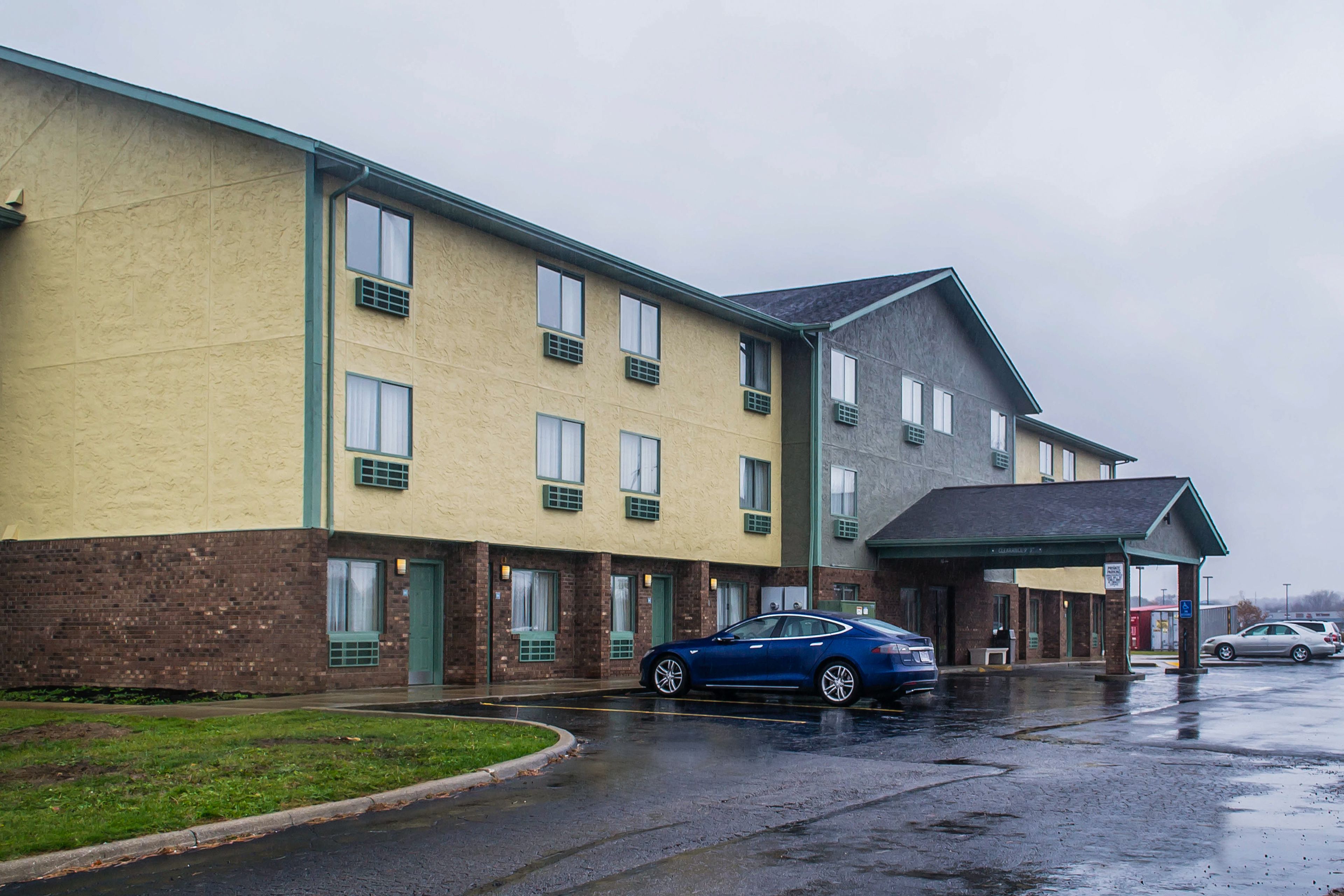 Quality Inn In Akron Oh Expedia