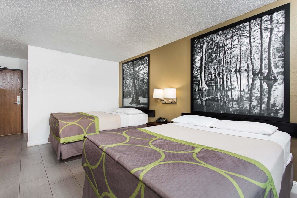 Room, Super 8 by Wyndham Greensboro/Coliseum/Conv.