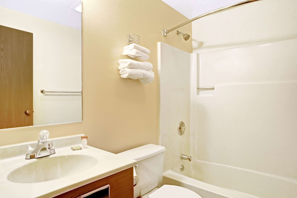 Bathroom, Super 8 by Wyndham Carson City