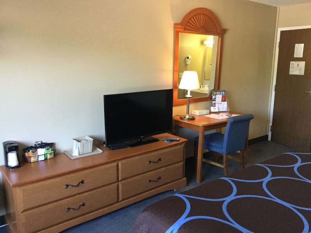 Room amenity, Super 8 by Wyndham Middletown