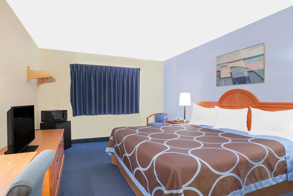 Room, Super 8 by Wyndham Middletown