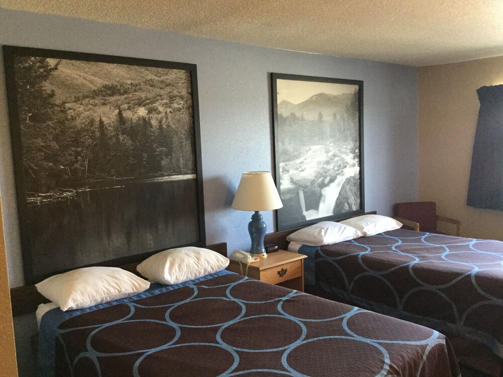 Room, Super 8 by Wyndham Middletown