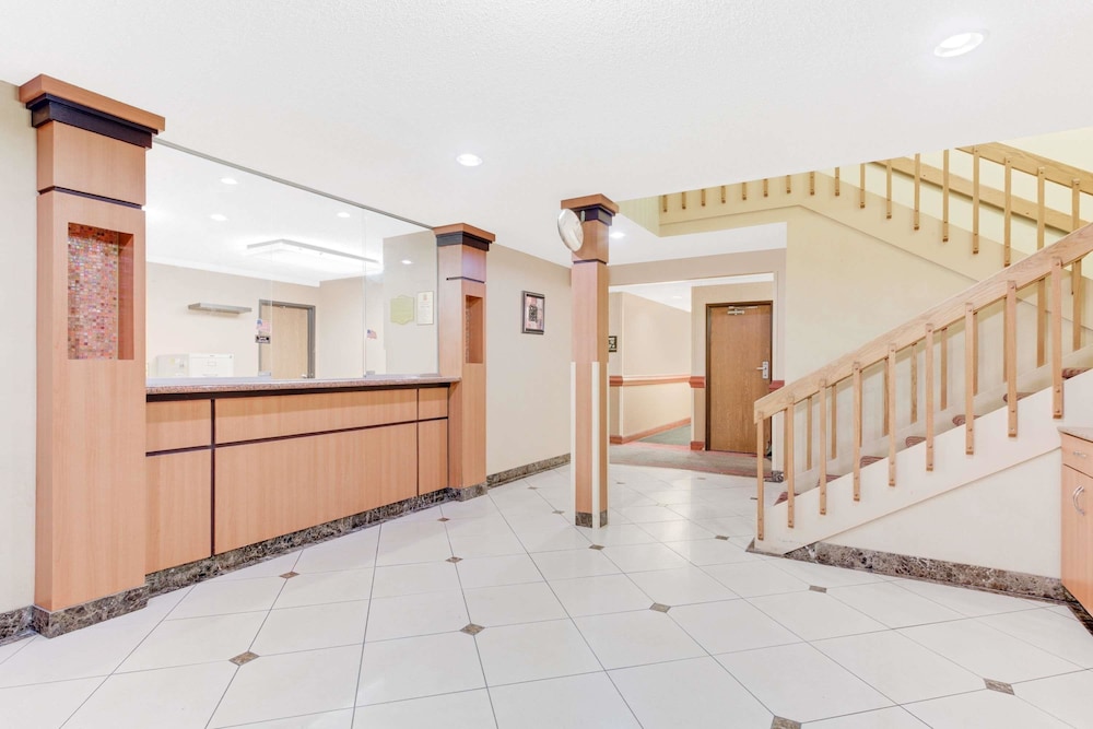 Super 8 By Wyndham Kutztown Allentown Area In Hotel Super 8 By Wyndham Kutztown Allentown Area In Hotel Rates Reviews On Orbitz