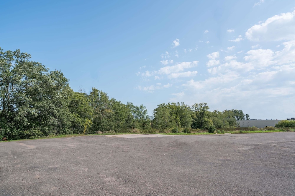 Super 8 by Wyndham Rice Lake in Rice Lake Best Rates & Deals on Orbitz