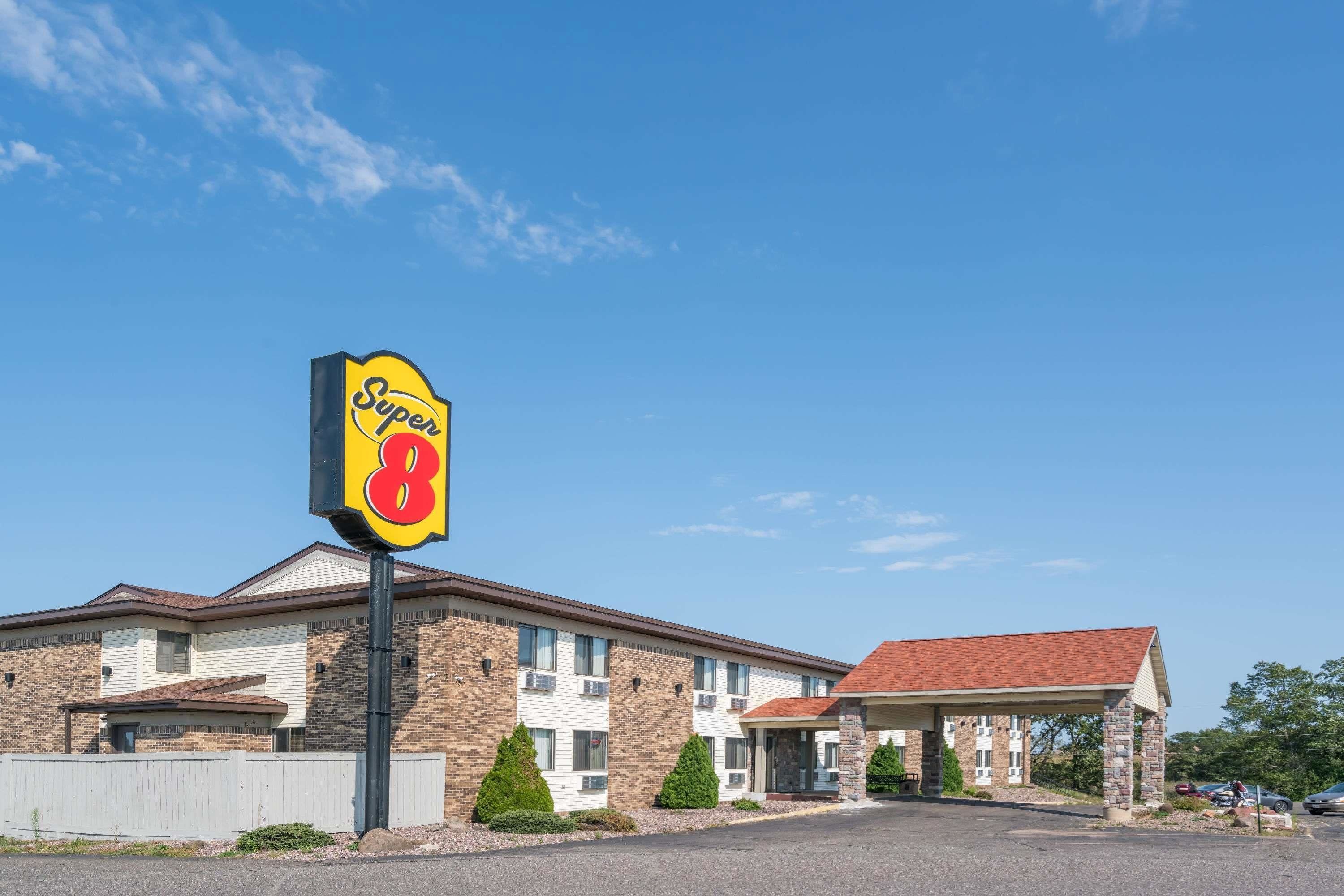 Super 8 Rice Lake in Rice Lake, United States