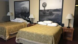 1 bedroom, desk, blackout drapes, free WiFi