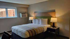Desk, iron/ironing board, free WiFi, wheelchair access