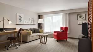 Desk, iron/ironing board, free WiFi, wheelchair access