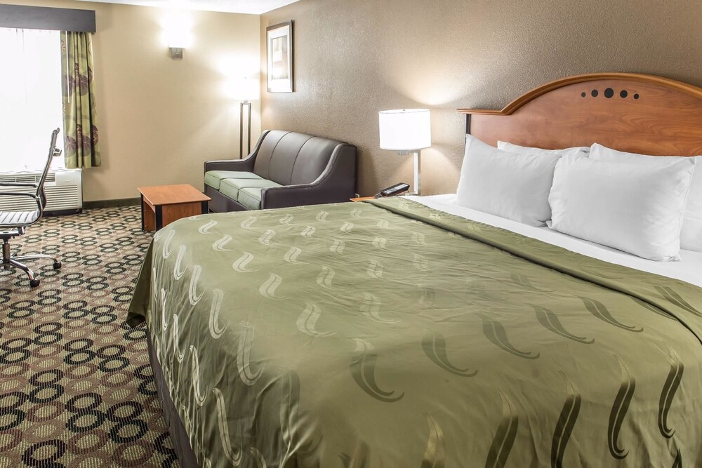 Quality Inn & Suites Columbus West - Hilliard