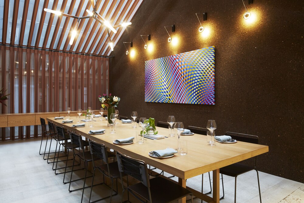 Ovolo Woolloomooloo