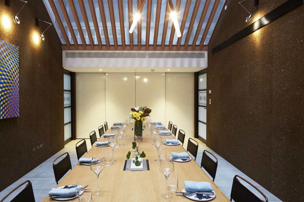Ovolo Woolloomooloo