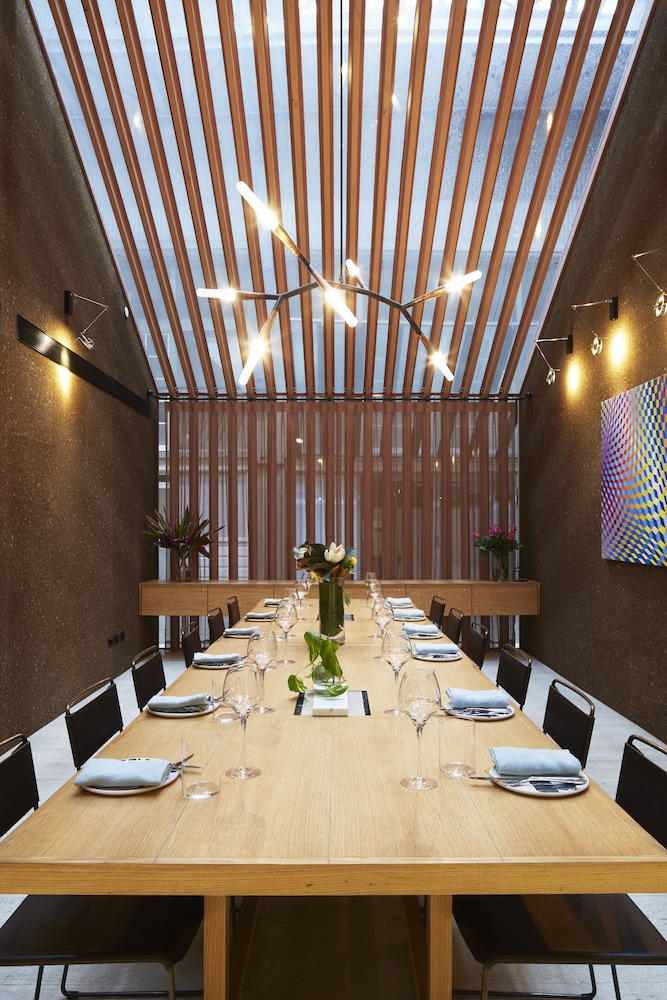 Ovolo Woolloomooloo
