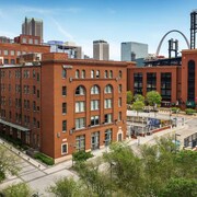 St. Louis, Missouri Hotels from $79 - Cheap Hotel Deals | Travelocity