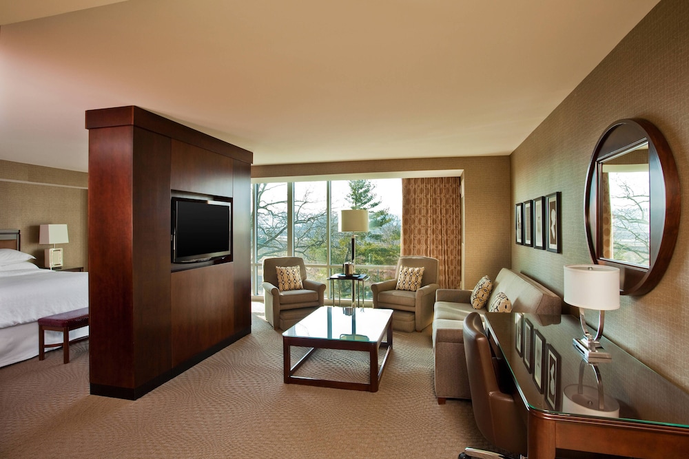 Sheraton Valley Forge Hotel