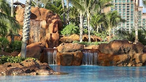 11 outdoor pools, cabanas (surcharge), sun loungers
