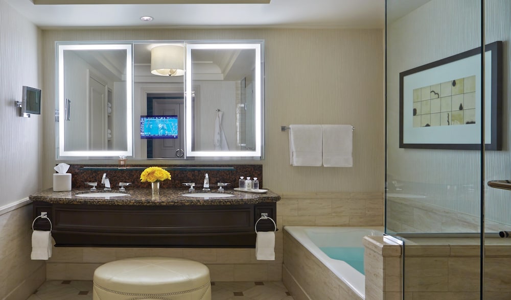 Bathroom, Four Seasons Hotel Las Vegas