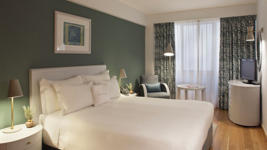 Altis Suites