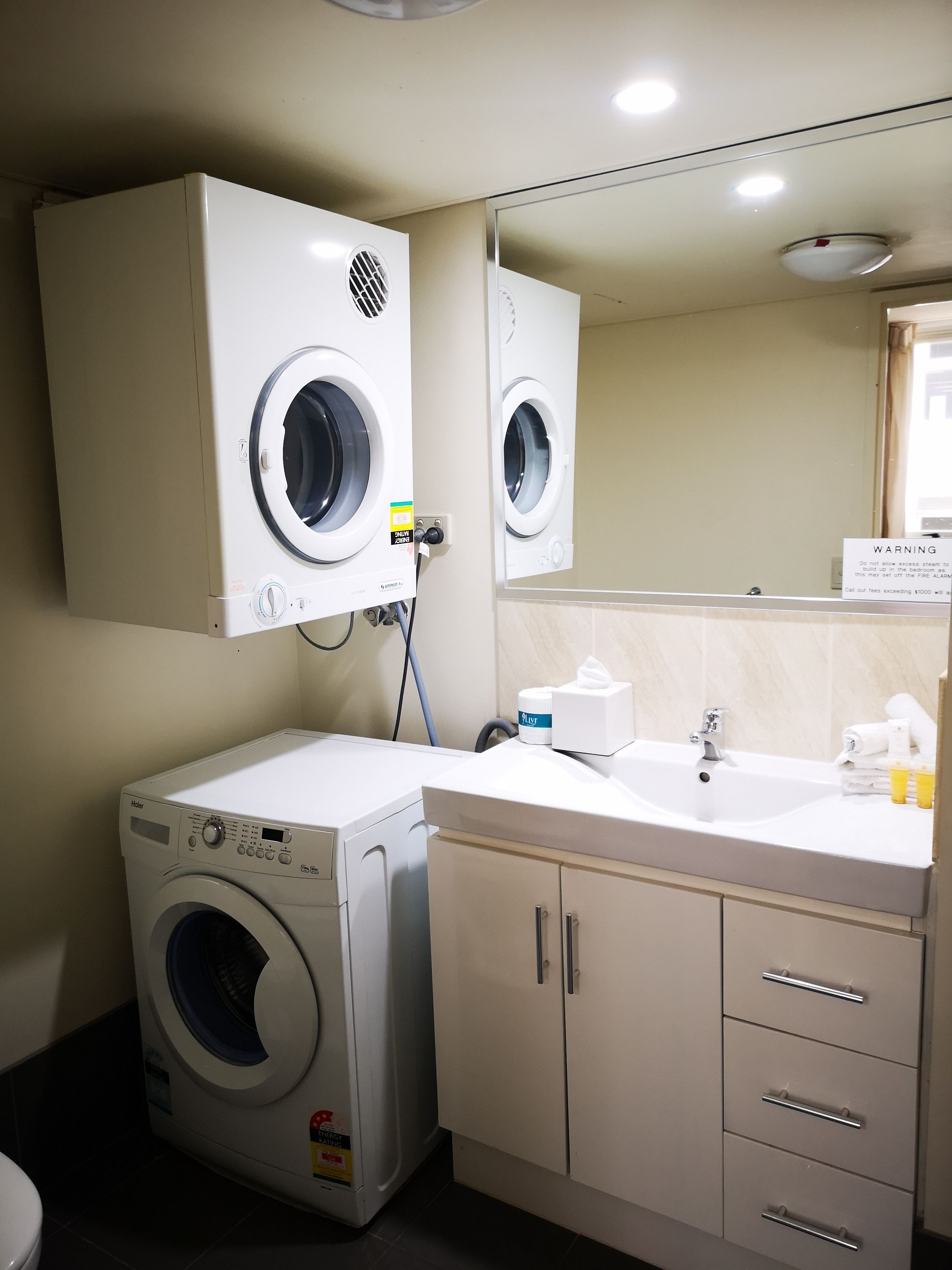 Abbey on Roma Hotel & Apartments