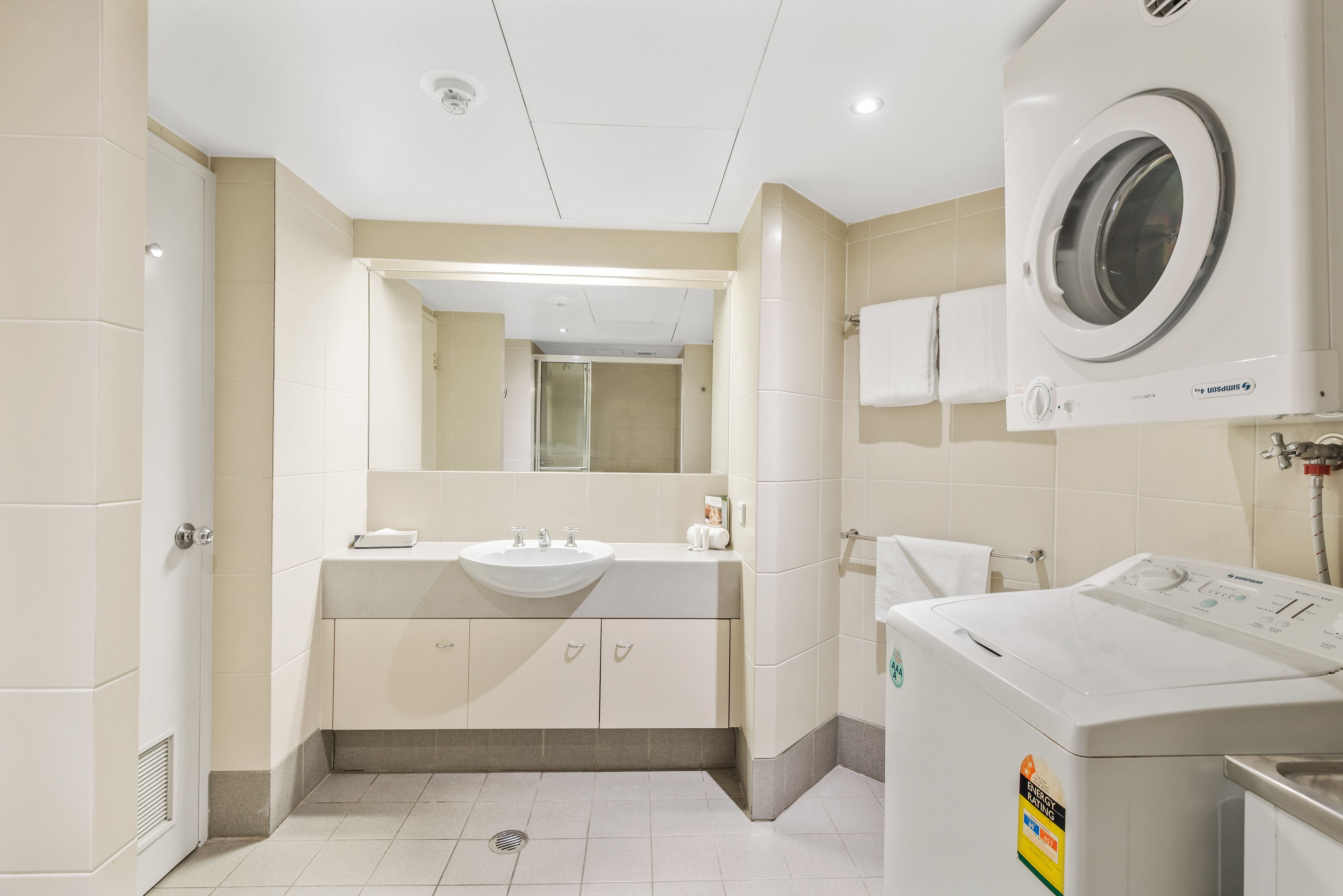 Central Dockside Apartment Hotel