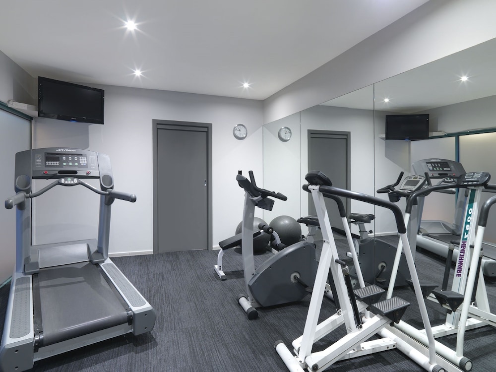 Fitness facility, Adina Apartment Hotel St Kilda Melbourne