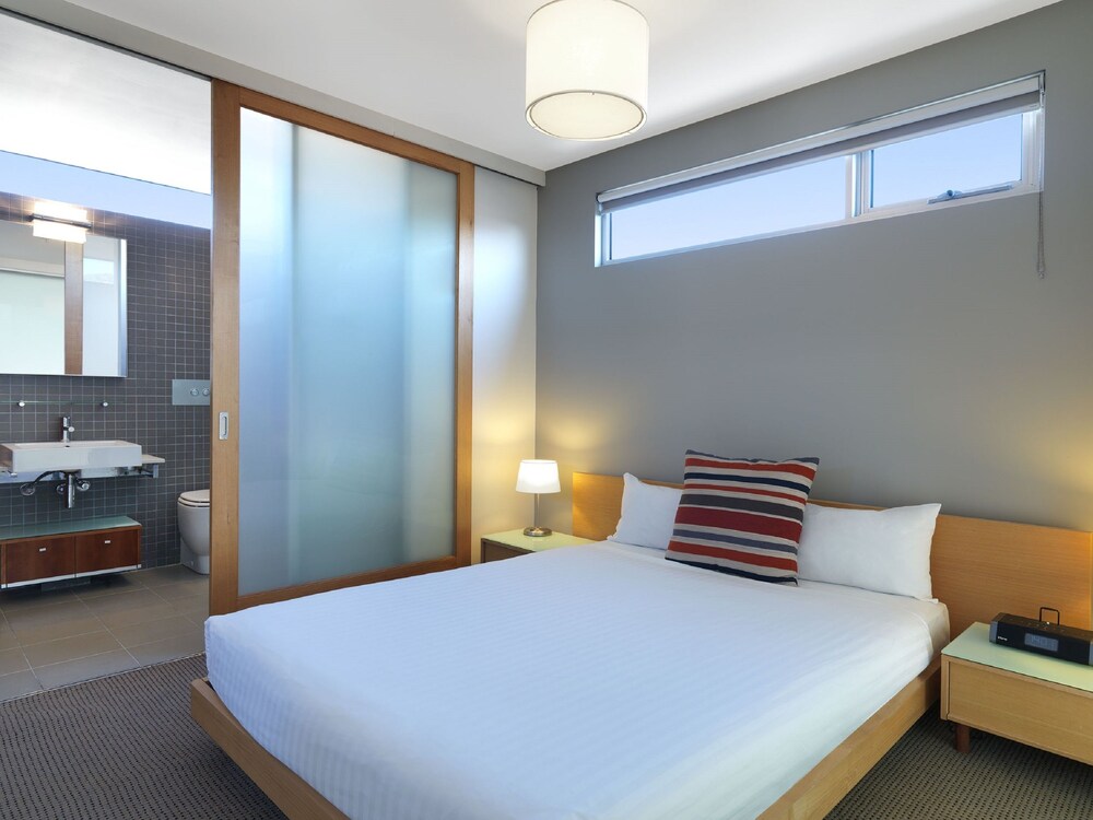 Room, Adina Apartment Hotel St Kilda Melbourne